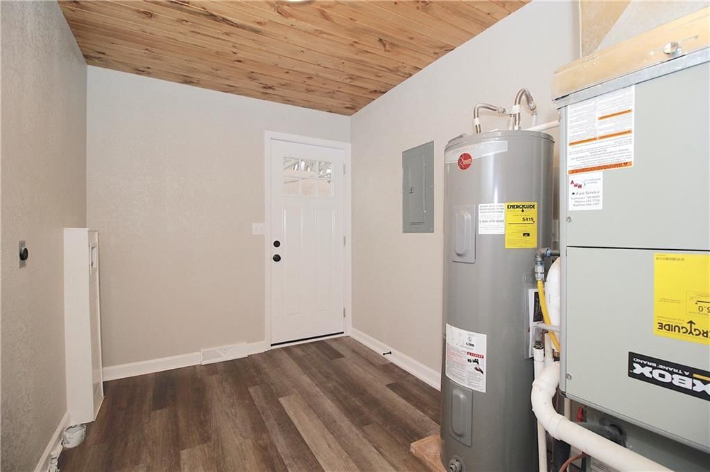 323 W 9th Avenue — photo 20