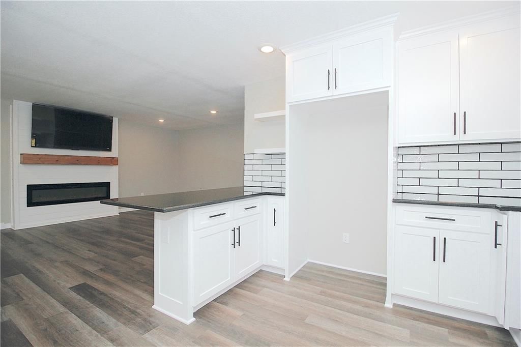 323 W 9th Avenue — photo 7