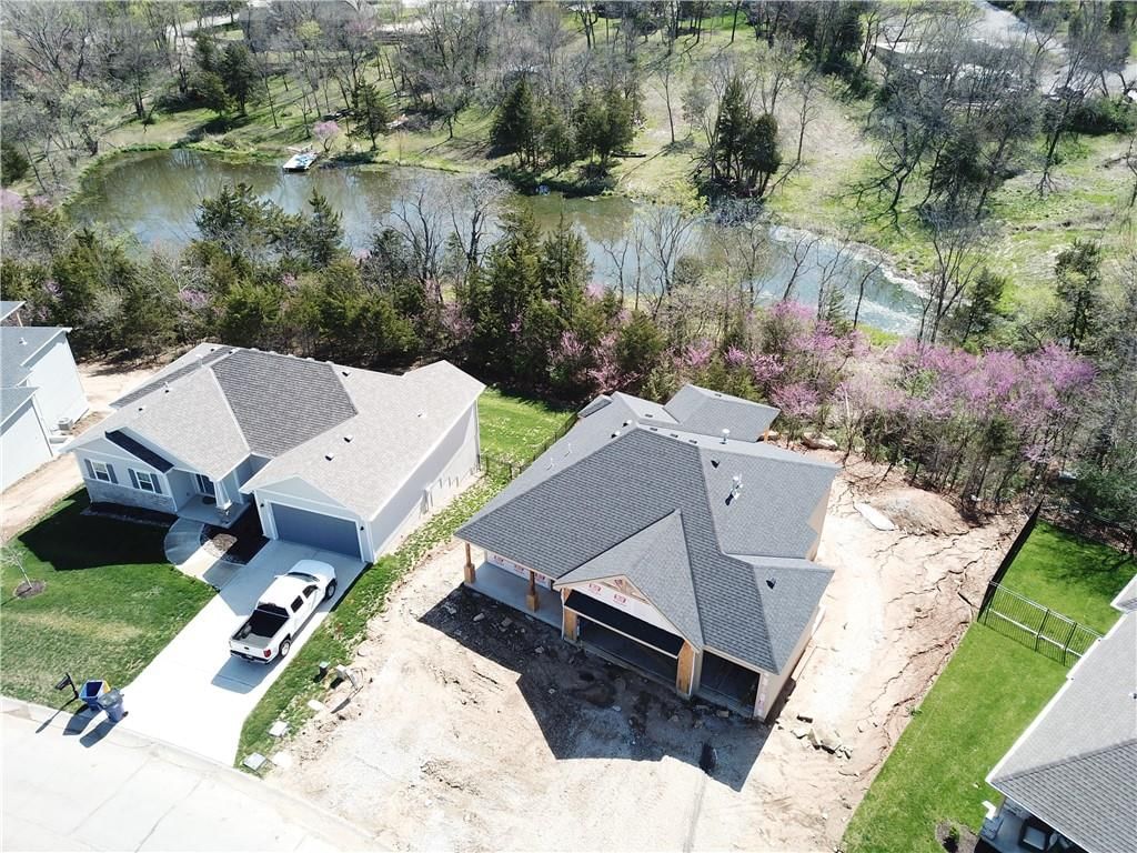 8497 Primrose Street — photo 2