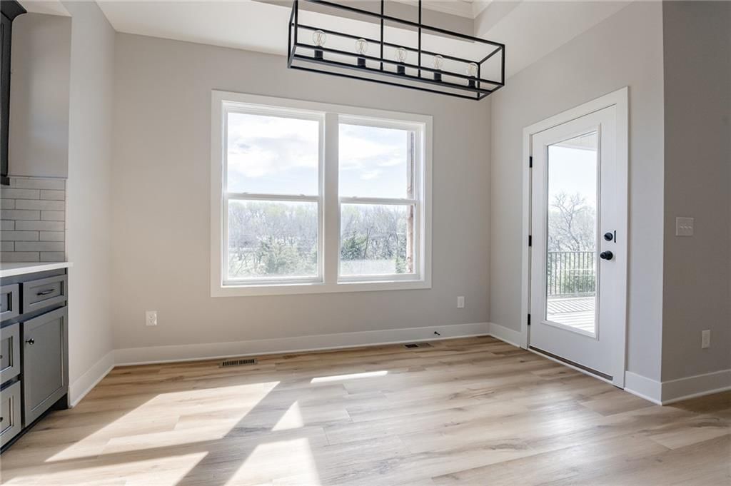 8497 Primrose Street — photo 11