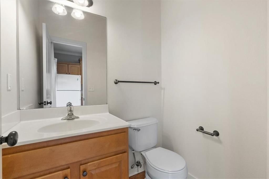 2818 LAKE Avenue — photo 12