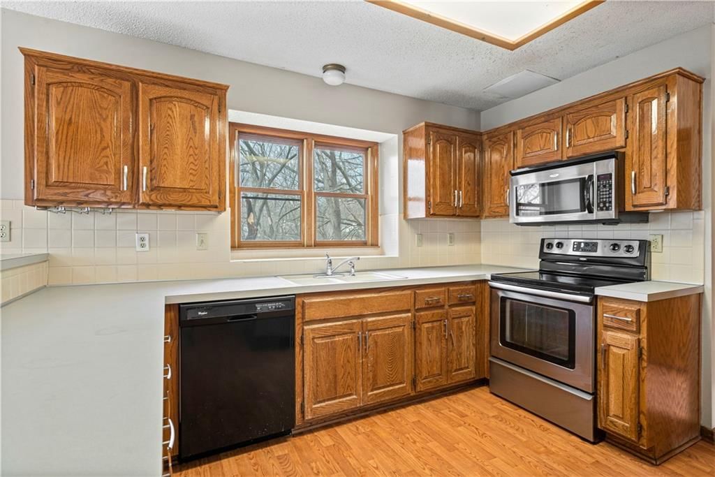 6494 Valley Drive — photo 12