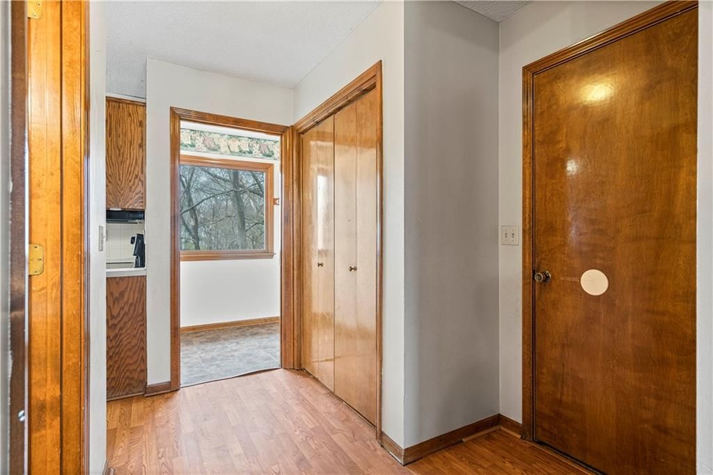 6494 Valley Drive — photo 15