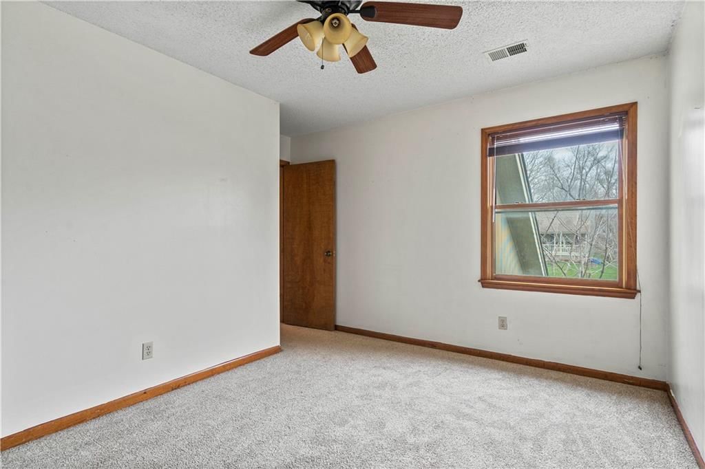 6494 Valley Drive — photo 28