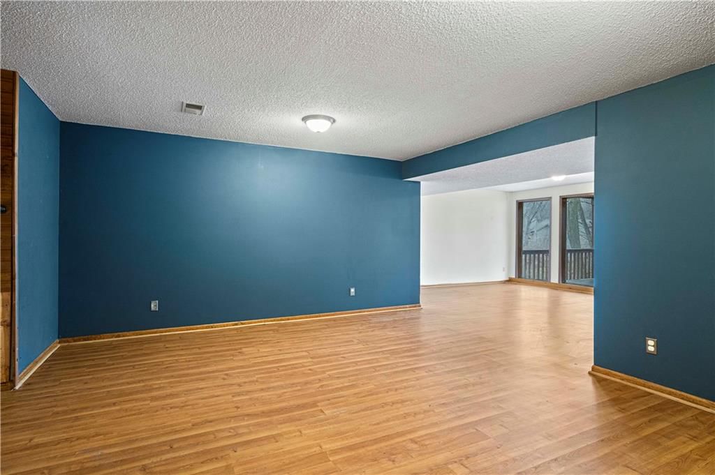 6494 Valley Drive — photo 30