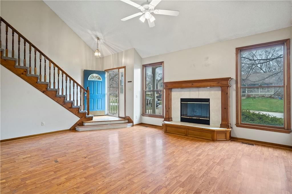 6494 Valley Drive — photo 4