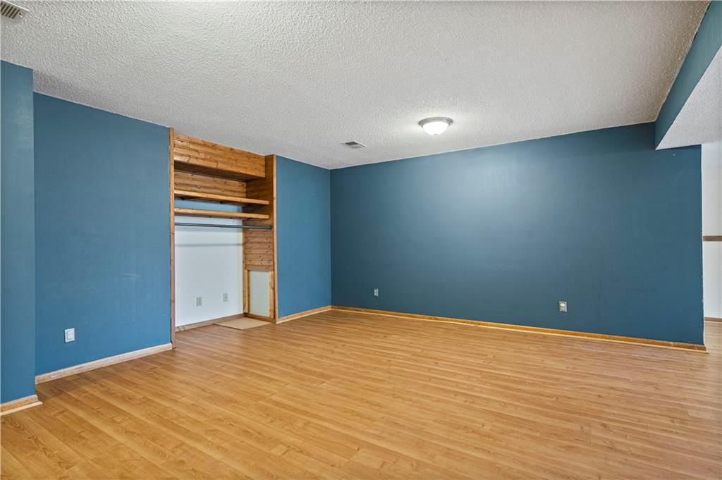 6494 Valley Drive — photo 31