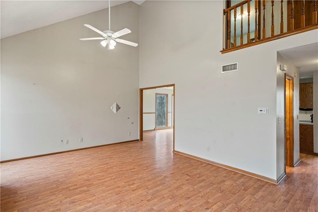 6494 Valley Drive — photo 7