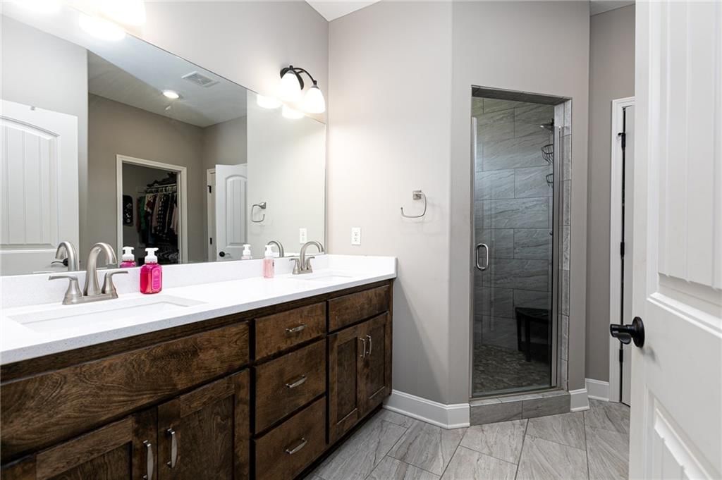 2126 Crooked Creek Drive — photo 15