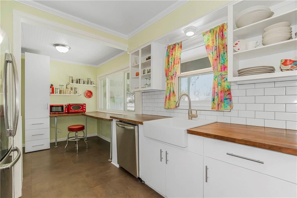 7334 Marty Street — photo 16