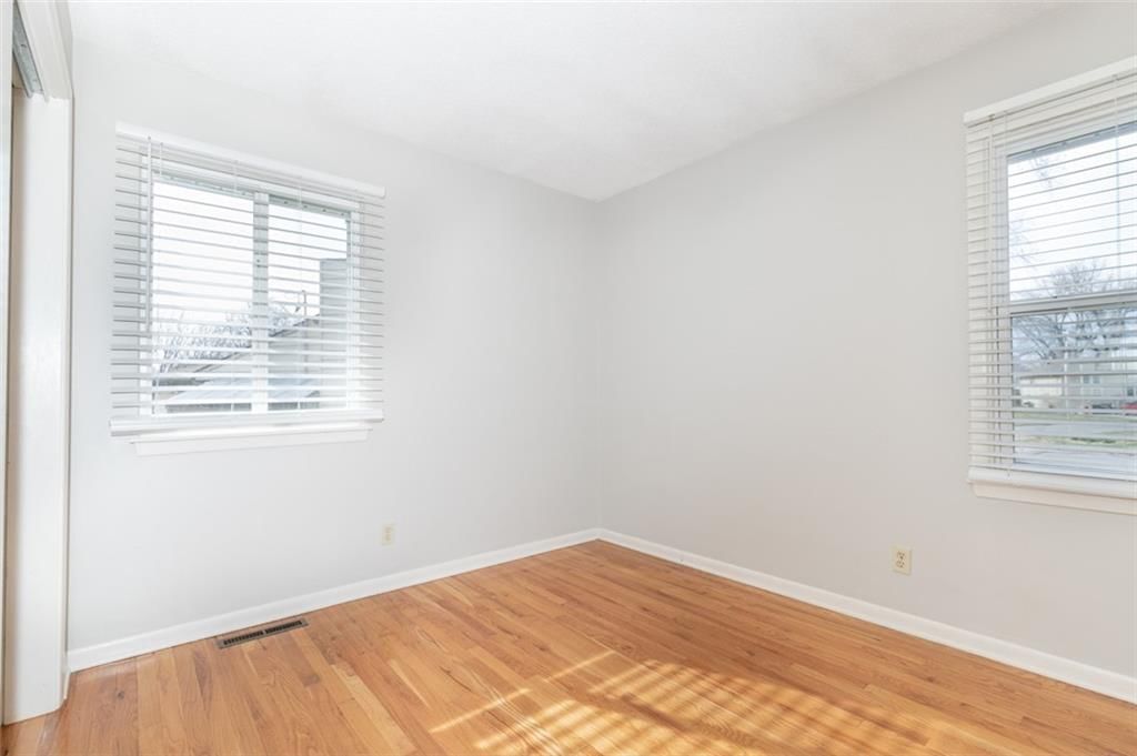 503 Pacific Circle — photo 16