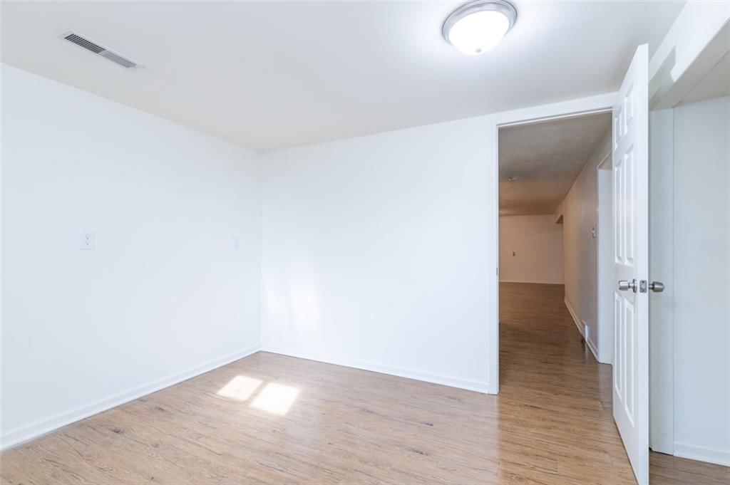 503 Pacific Circle — photo 24