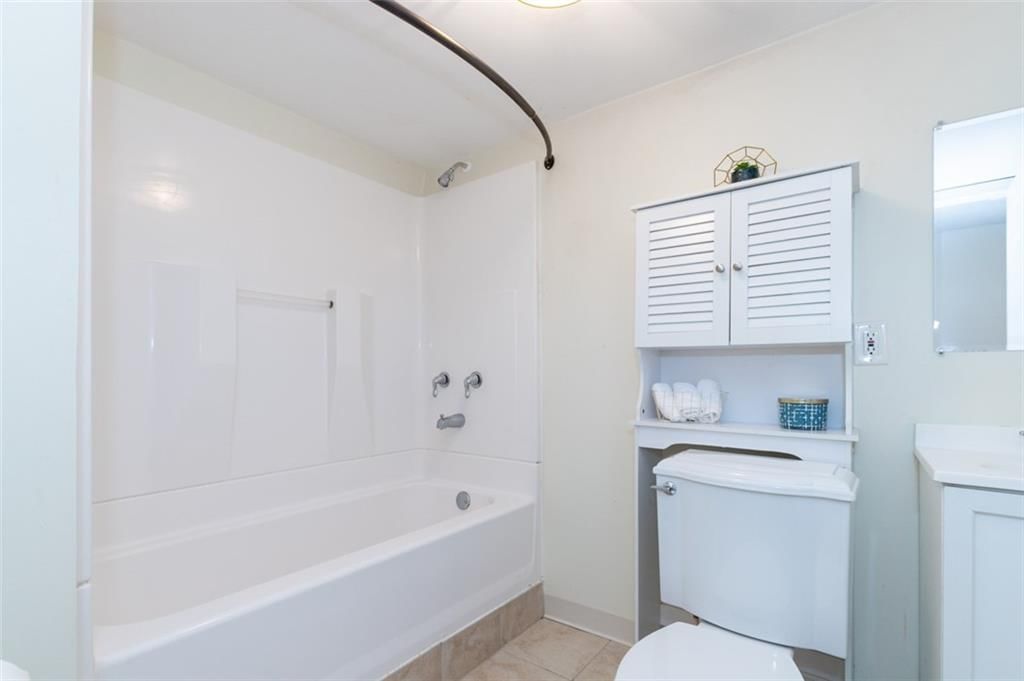 503 Pacific Circle — photo 32