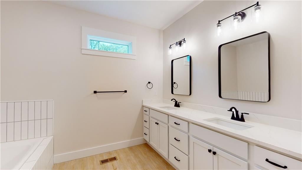 12509 S Hedge Court — photo 17