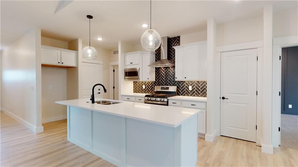 12509 S Hedge Court — photo 9