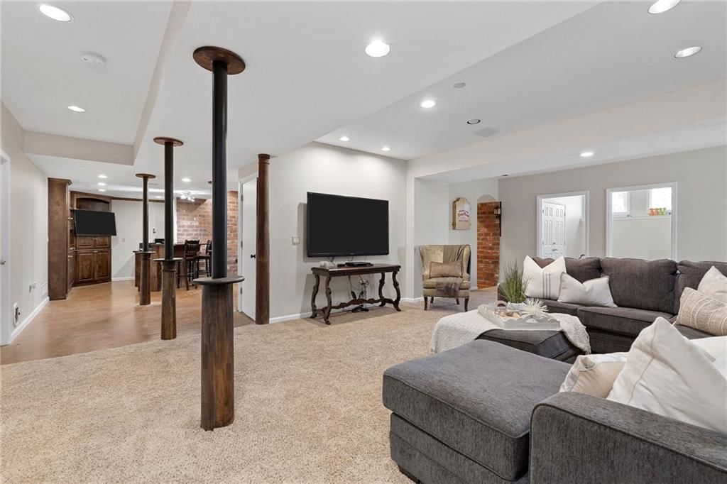 14208 Nieman Road — photo 32