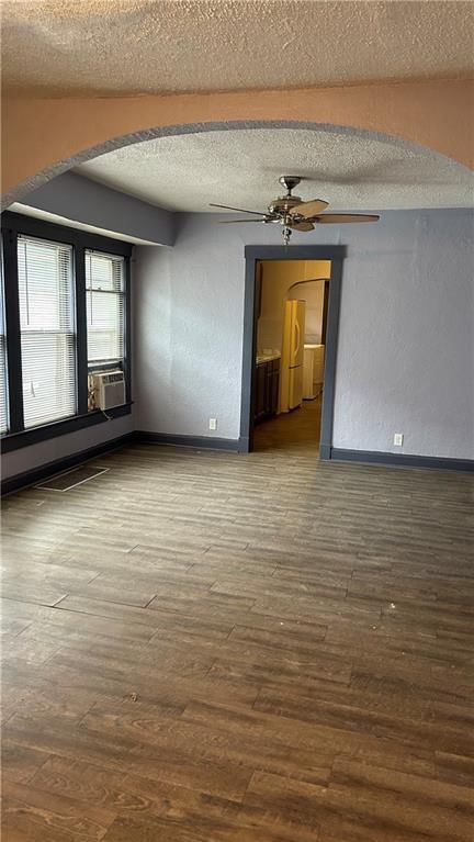 5918 Wabash Avenue — photo 6