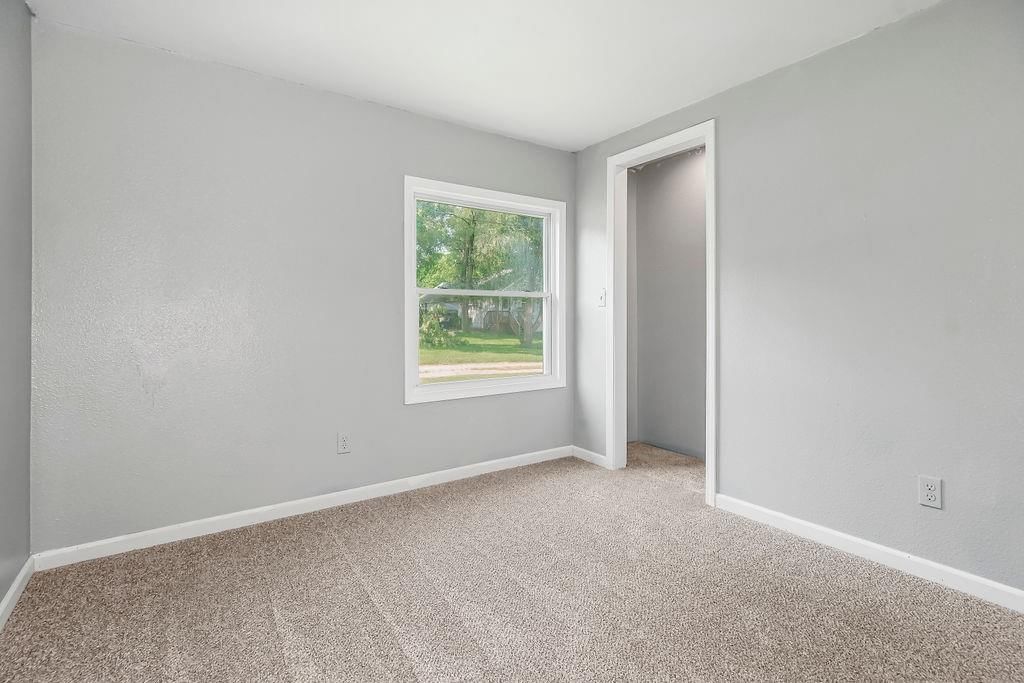 405 Sycamore Street — photo 14