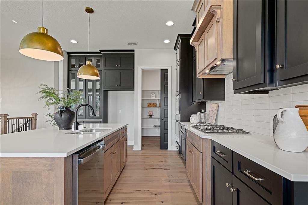 9265 Saddletop Street — photo 13