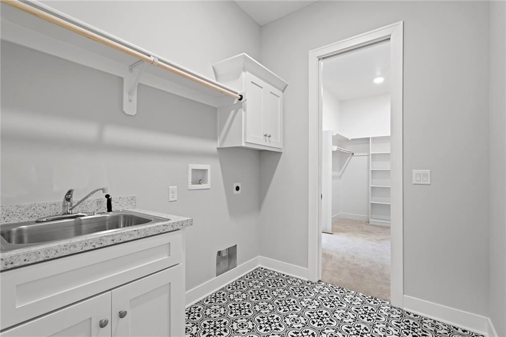 9265 Saddletop Street — photo 28