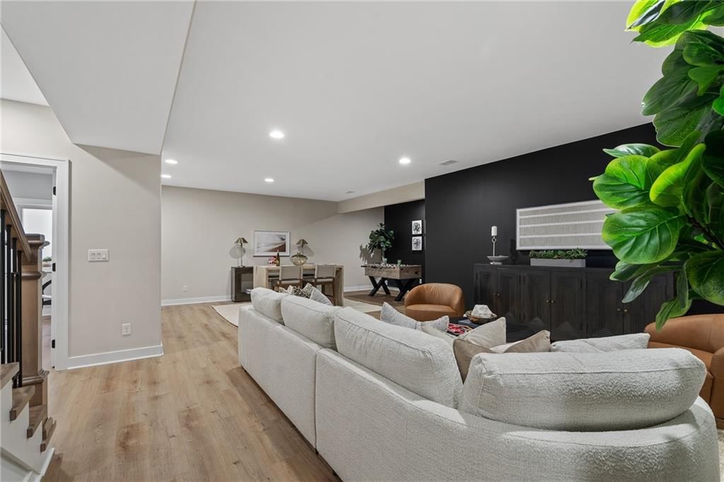 9265 Saddletop Street — photo 34