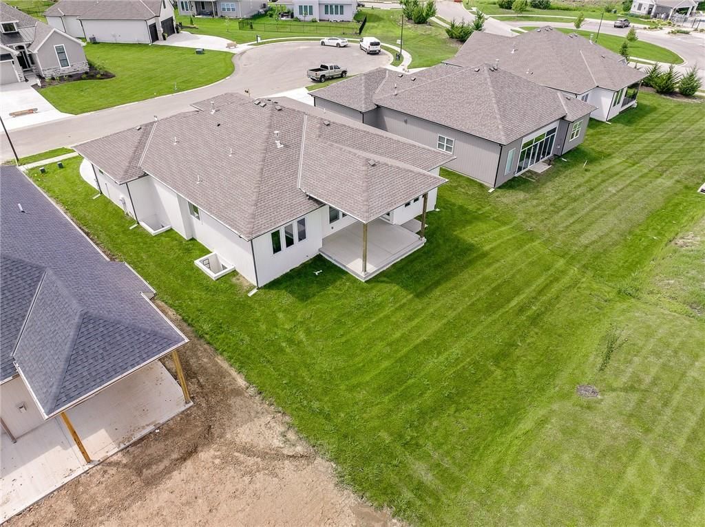 9265 Saddletop Street — photo 49