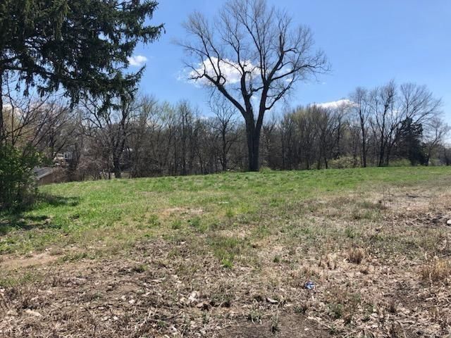 932 Dunbar Avenue — photo 2