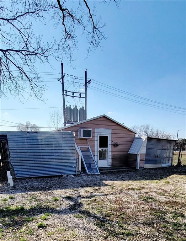 1645 Ryan Avenue — photo 30