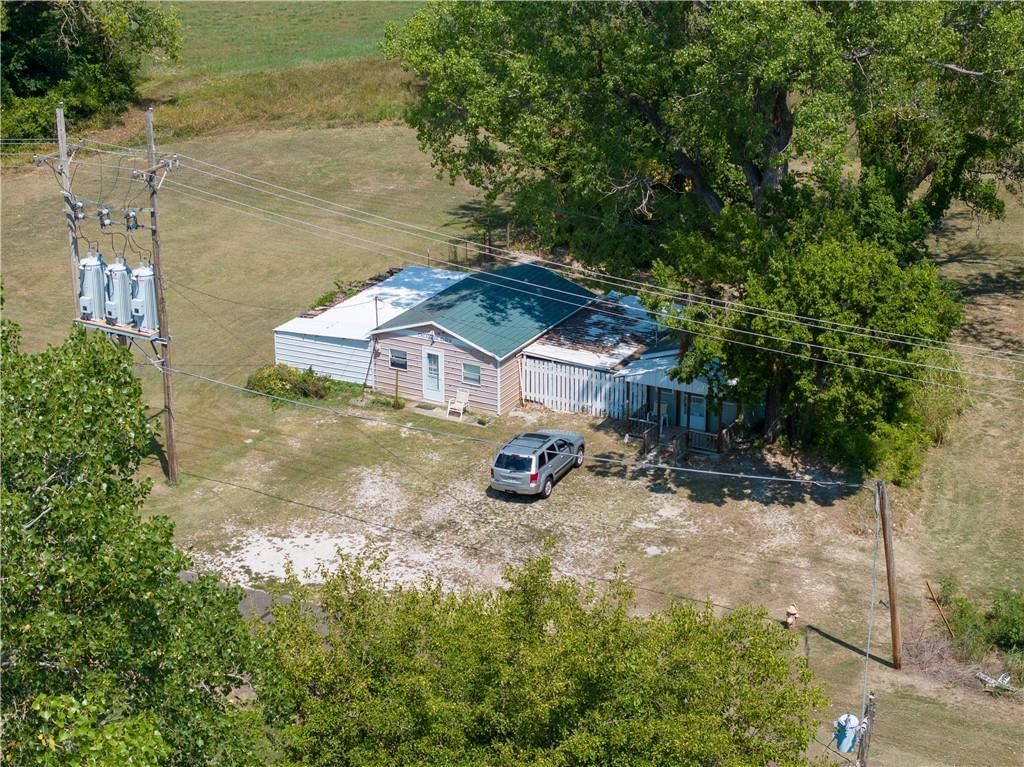 1645 Ryan Avenue — photo 31