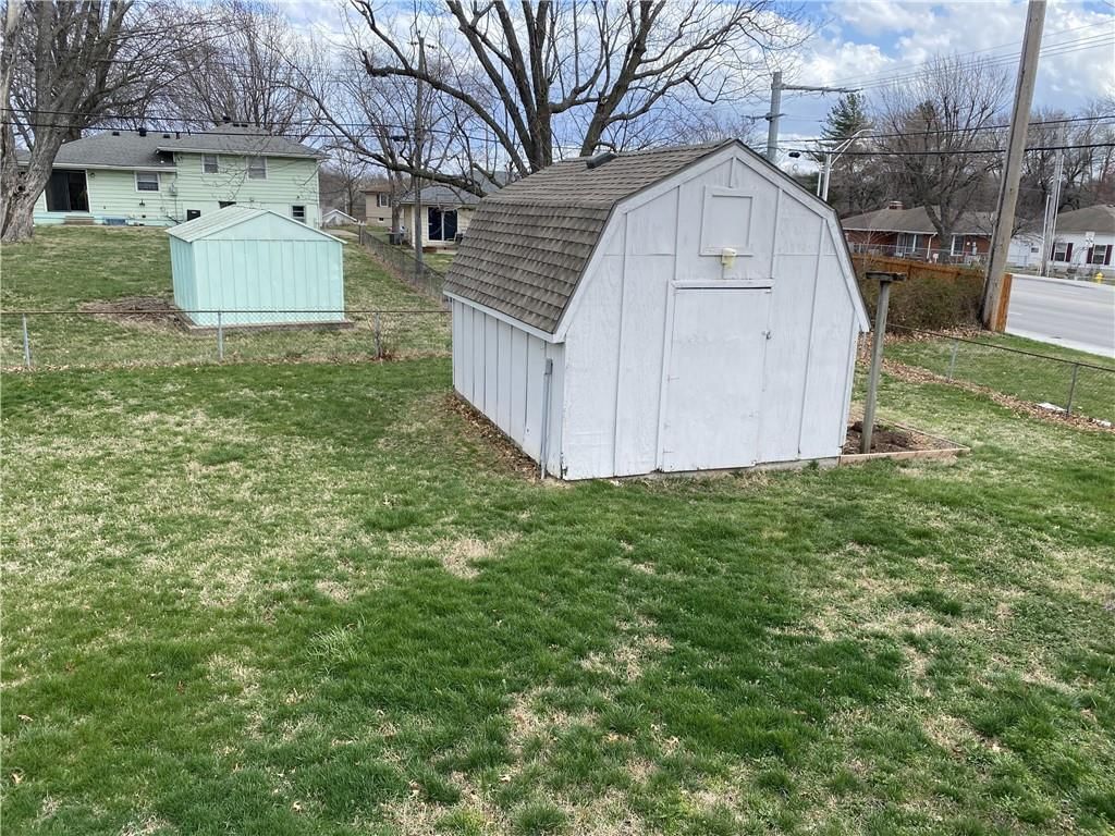 217 SW Sunset Drive — photo 15