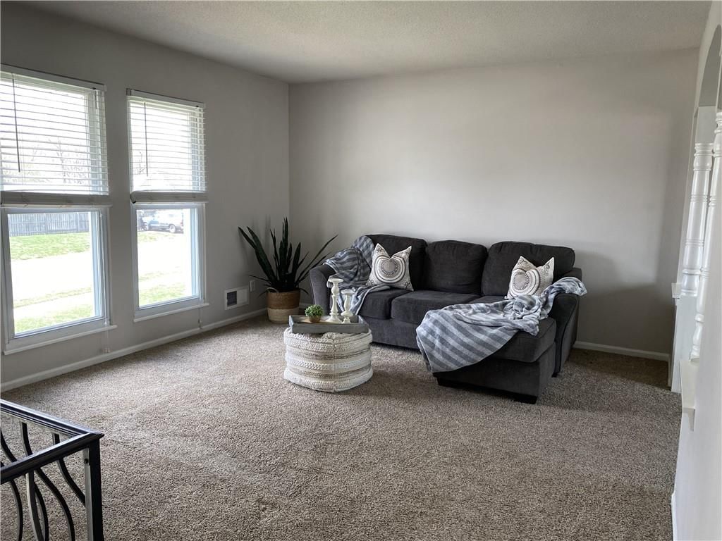 217 SW Sunset Drive — photo 7