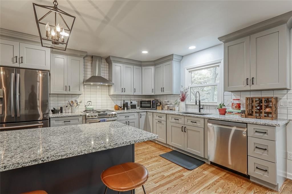 5015 NW Coves Drive — photo 18