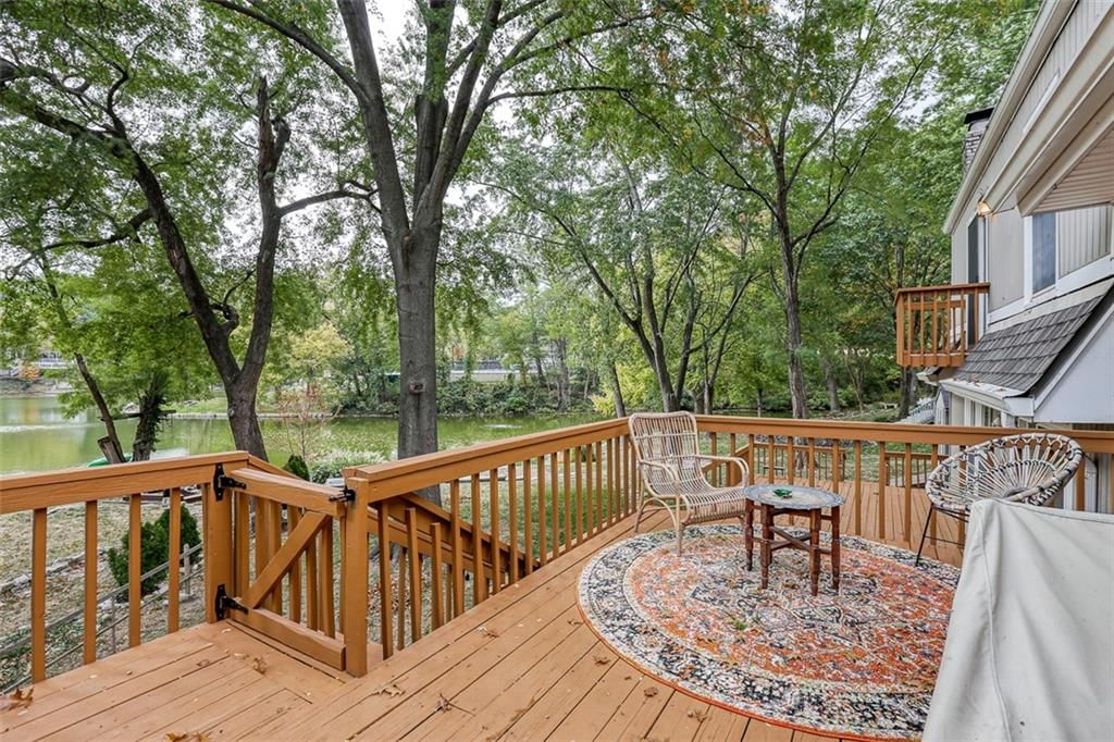 5015 NW Coves Drive — photo 10