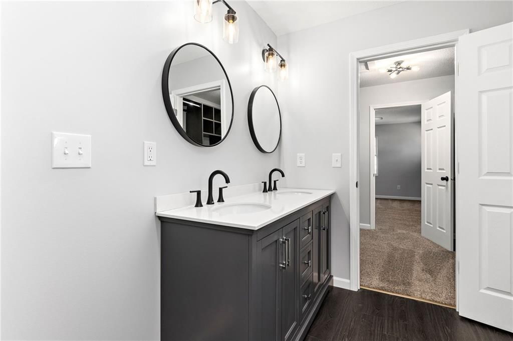 615 N Mulberry Street — photo 25
