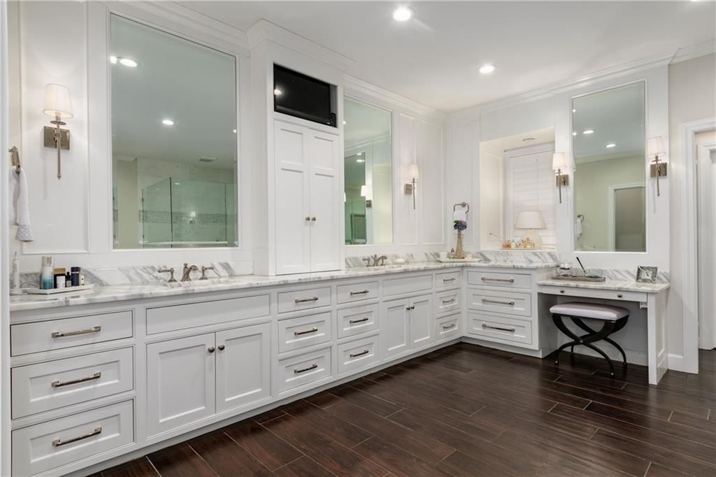 11708 Manor Road — photo 32