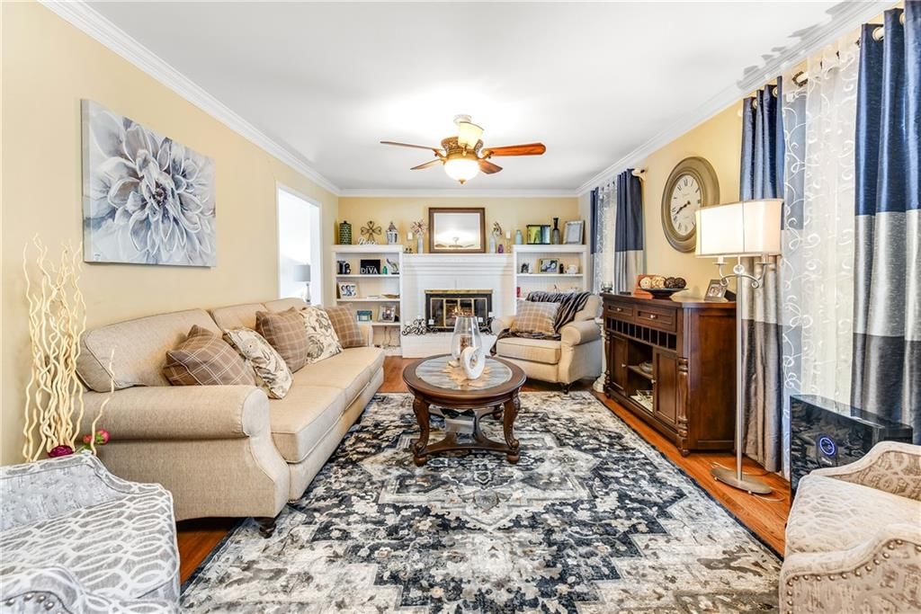 1018 SW Ingleside Place — photo 3