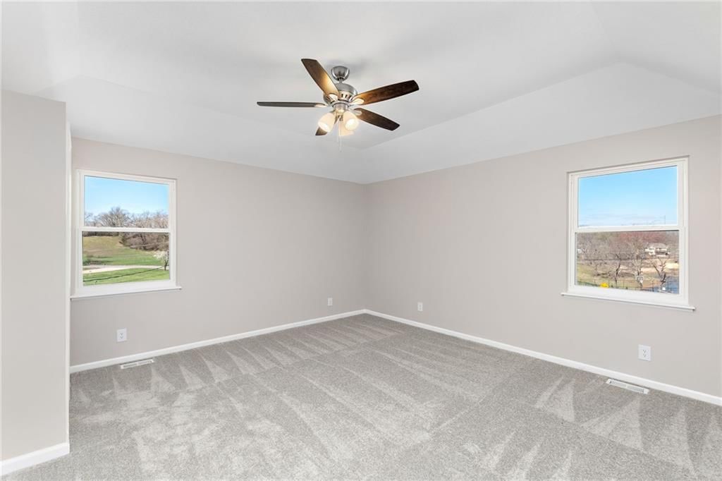 10801 N Miller Lane — photo 18