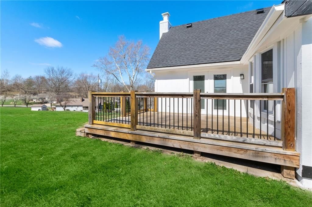 10801 N Miller Lane — photo 30