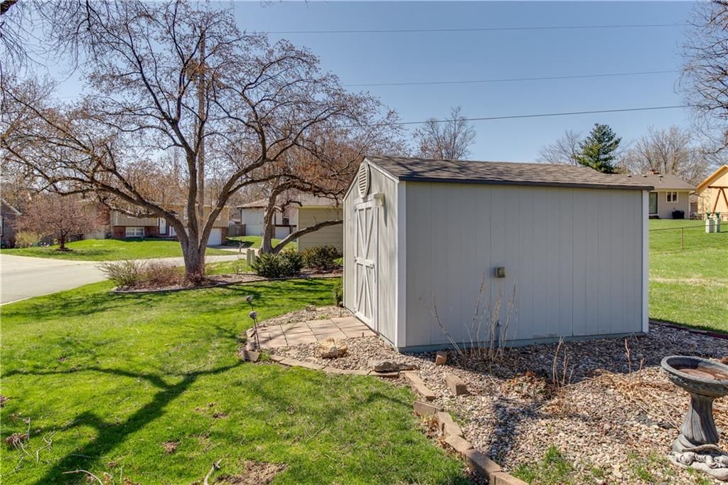 1502 Safari Drive — photo 13