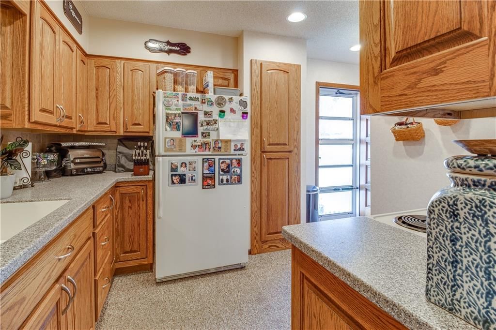 1502 Safari Drive — photo 23