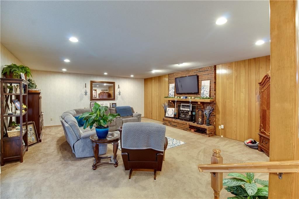 1502 Safari Drive — photo 30