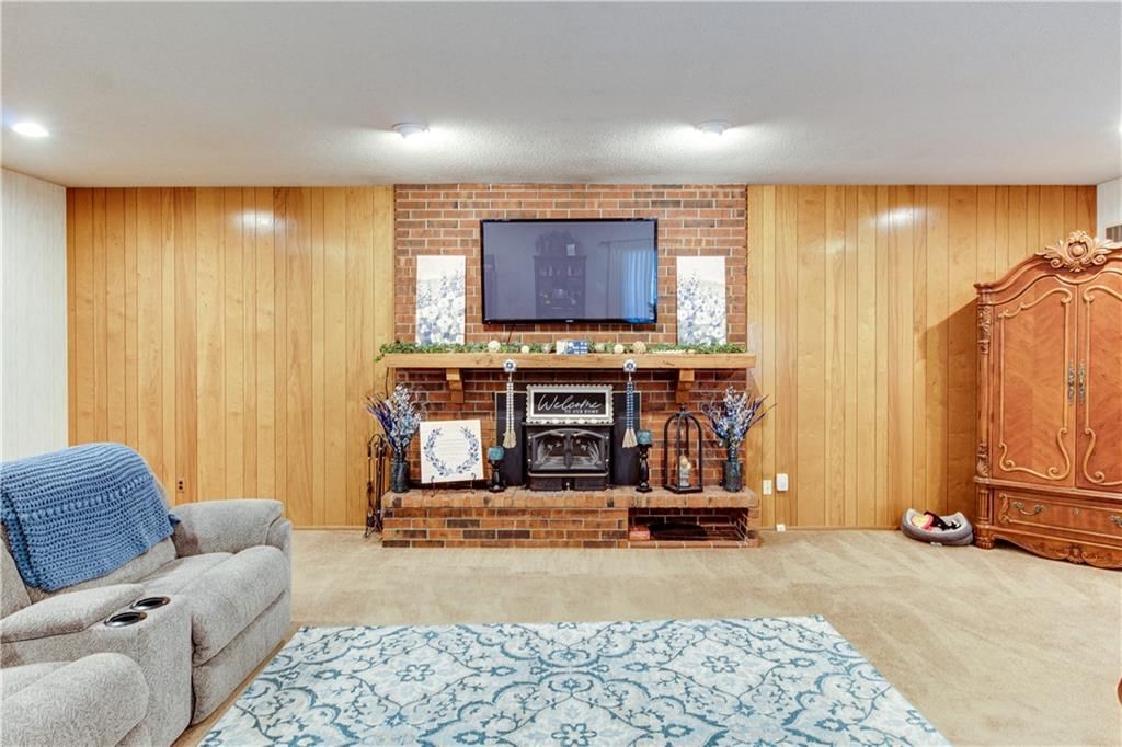 1502 Safari Drive — photo 34