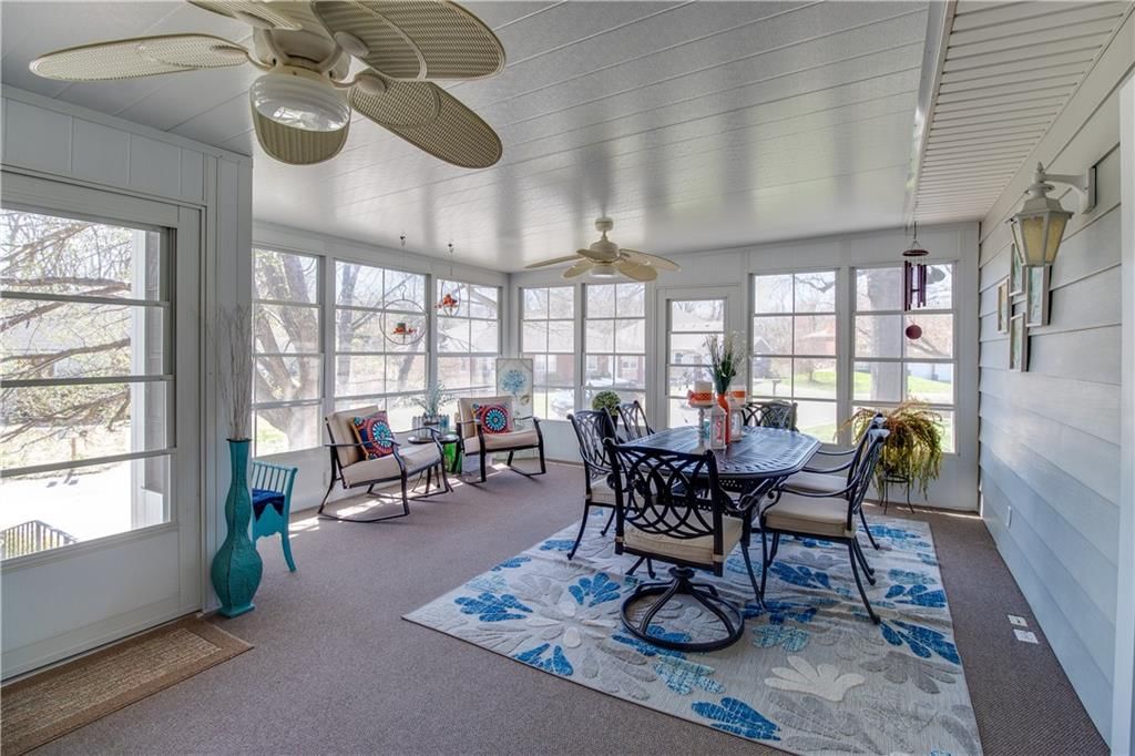 1502 Safari Drive — photo 36