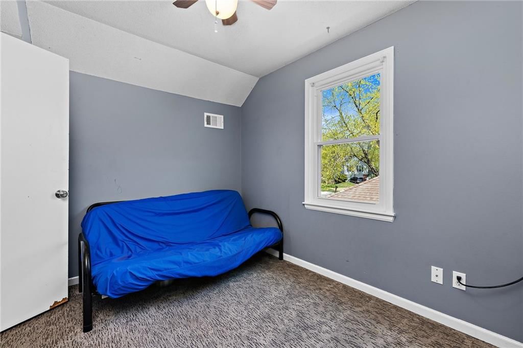 10226 Noland Road — photo 35