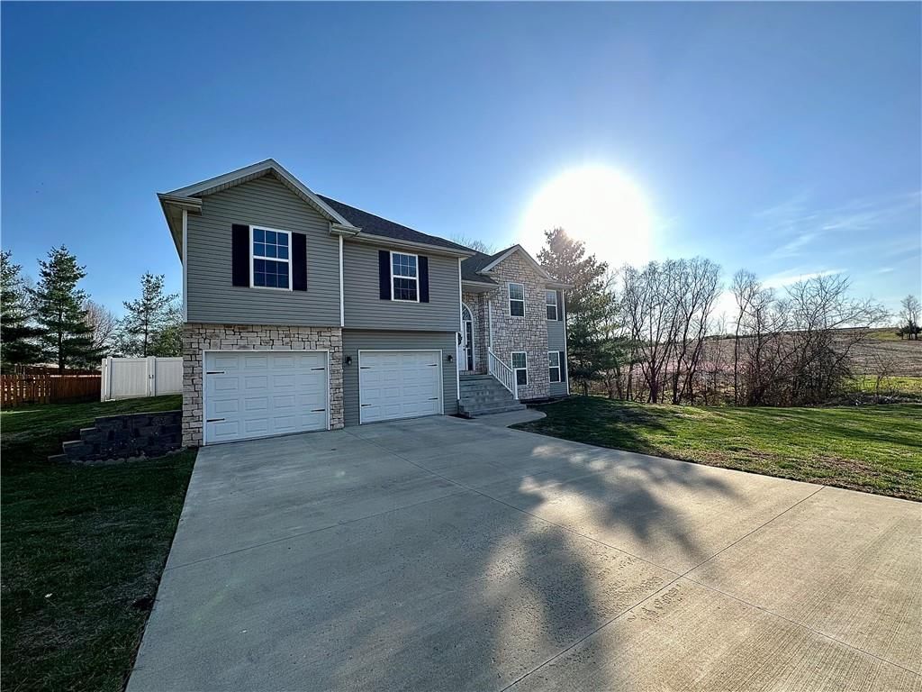 4706 Brookstone Drive — photo 4