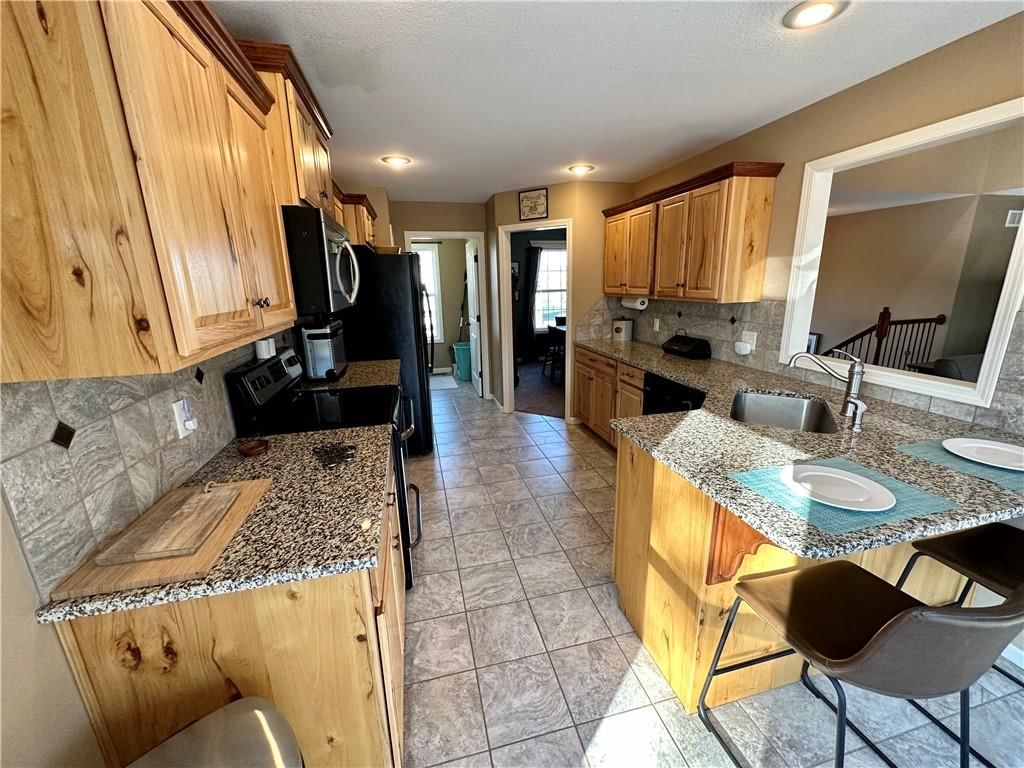 4706 Brookstone Drive — photo 9