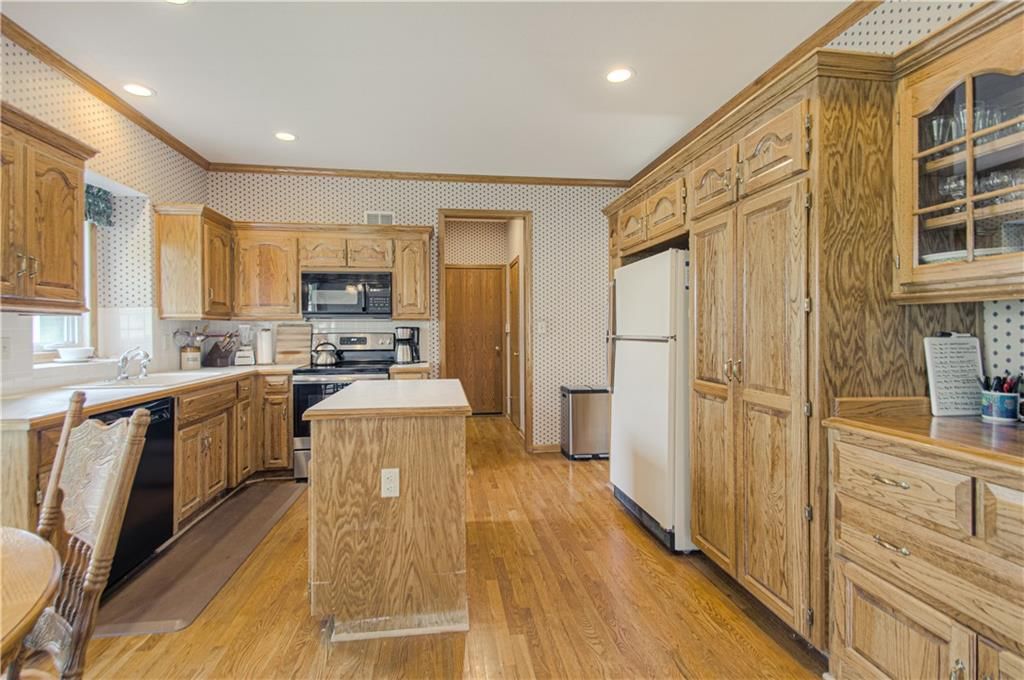 5325 W 122nd Terrace — photo 14