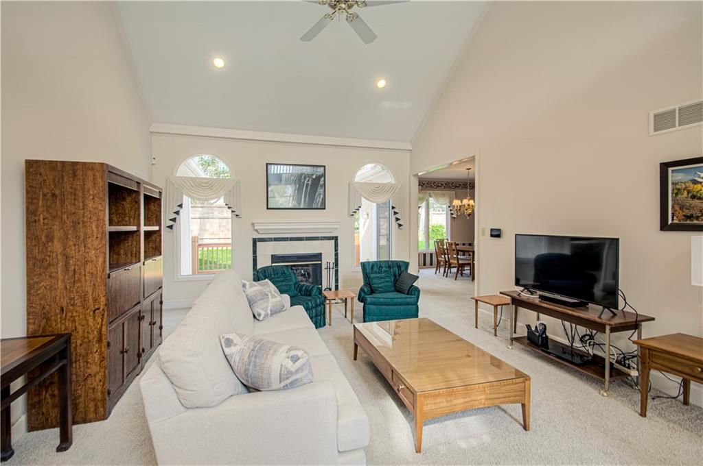5325 W 122nd Terrace — photo 7