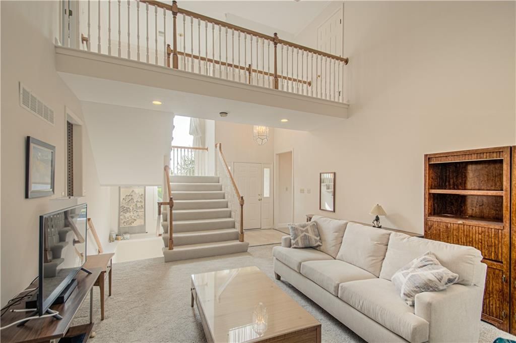 5325 W 122nd Terrace — photo 9