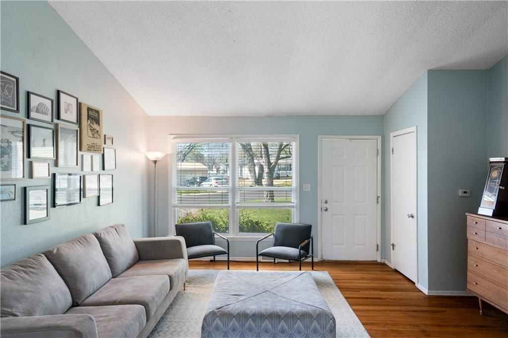 6311 NE Agnes Circle — photo 11